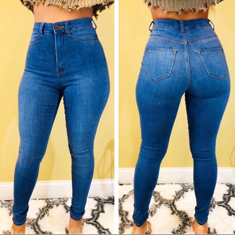NEW Blue stretchy Skinny jeans
